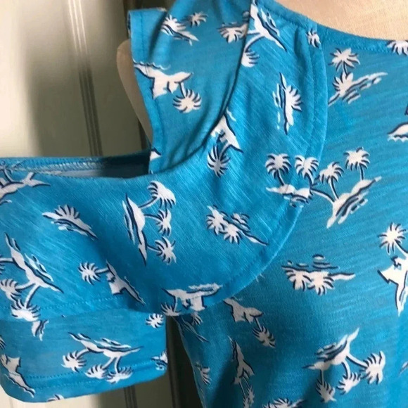 🌸NEW🌸 JUICY COUTURE Cold Shoulder Top - Picture 2 of 6